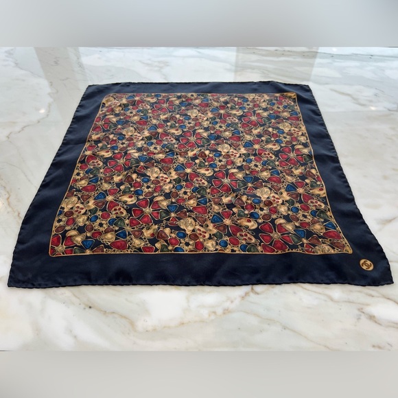 CHANEL SILK SQUARE SCARF 16.75” X 16.75” NWOTS! - Picture 8 of 17